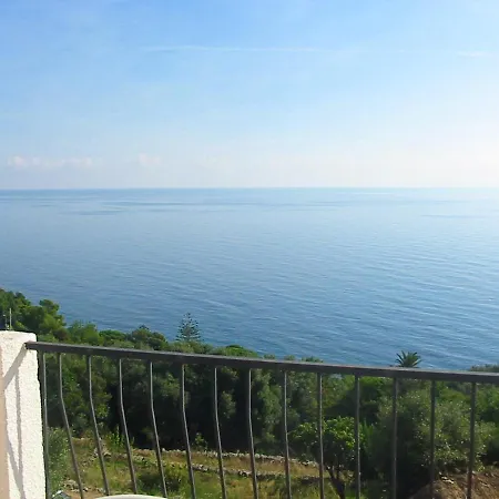 Appartement With One Bedroom In Pietranera With Wonderful Sea View And Terrace *